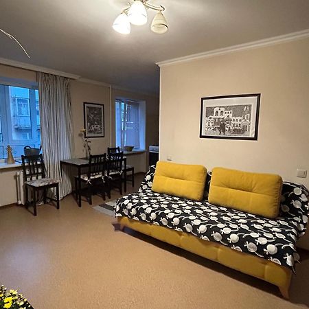Apartment On Knyahyni Ol'Hy Street 리우네 외부 사진
