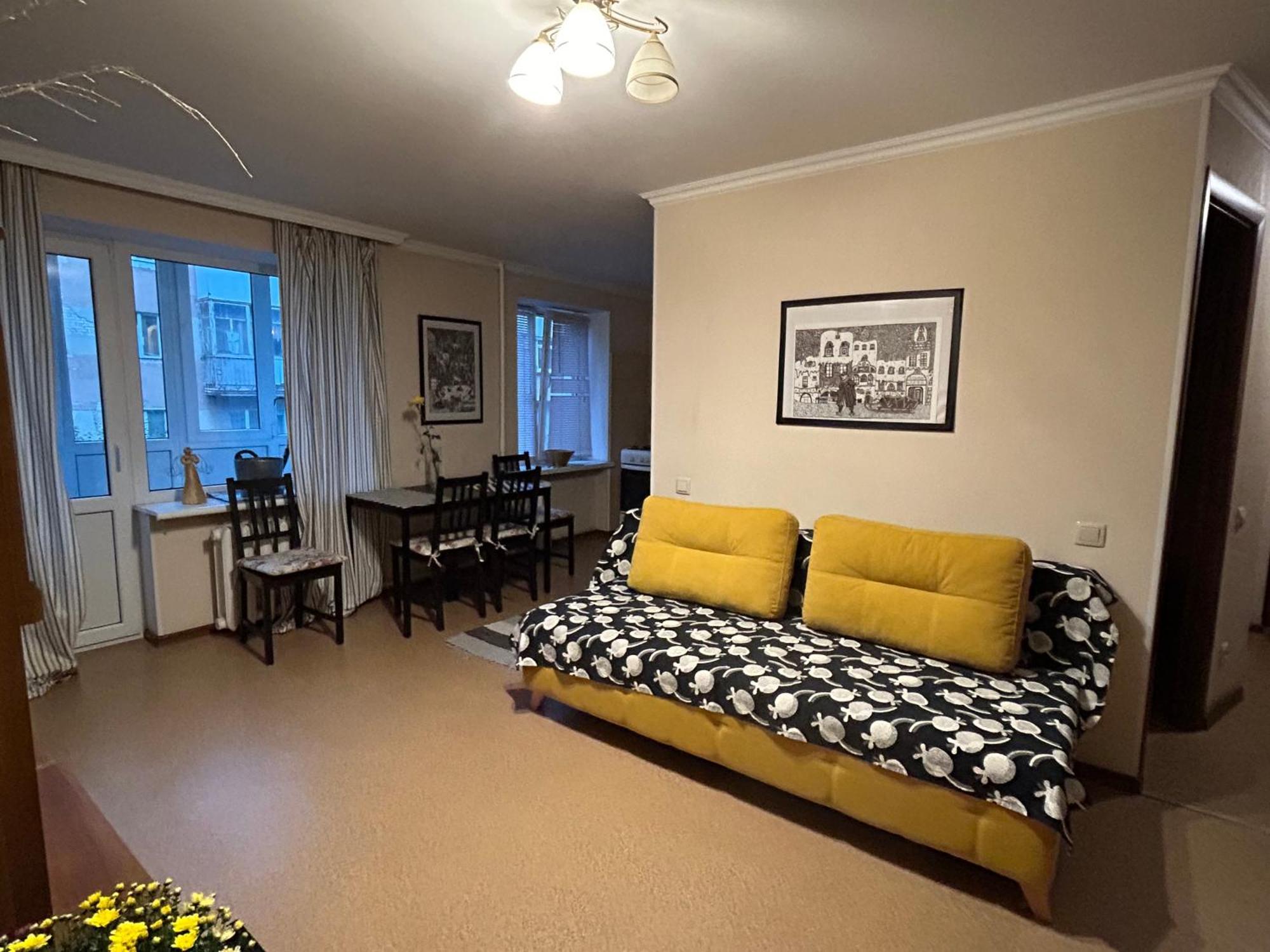 Apartment On Knyahyni Ol'Hy Street 리우네 외부 사진