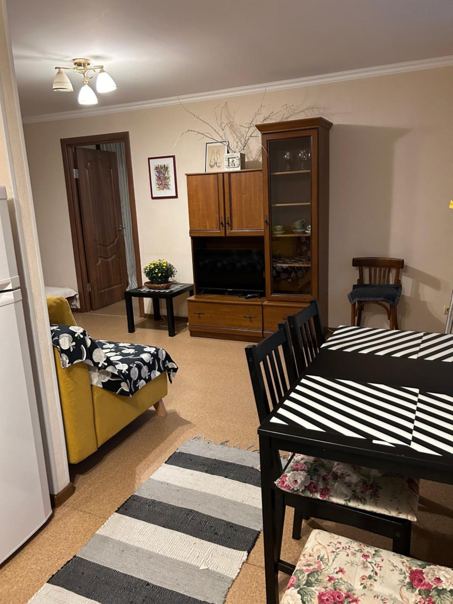 Apartment On Knyahyni Ol'Hy Street 리우네 외부 사진