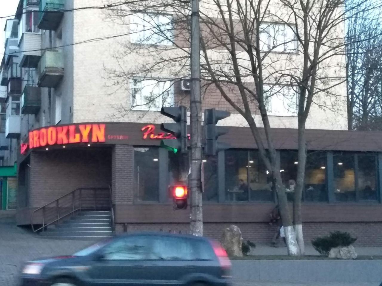 Apartment On Knyahyni Ol'Hy Street 리우네 외부 사진